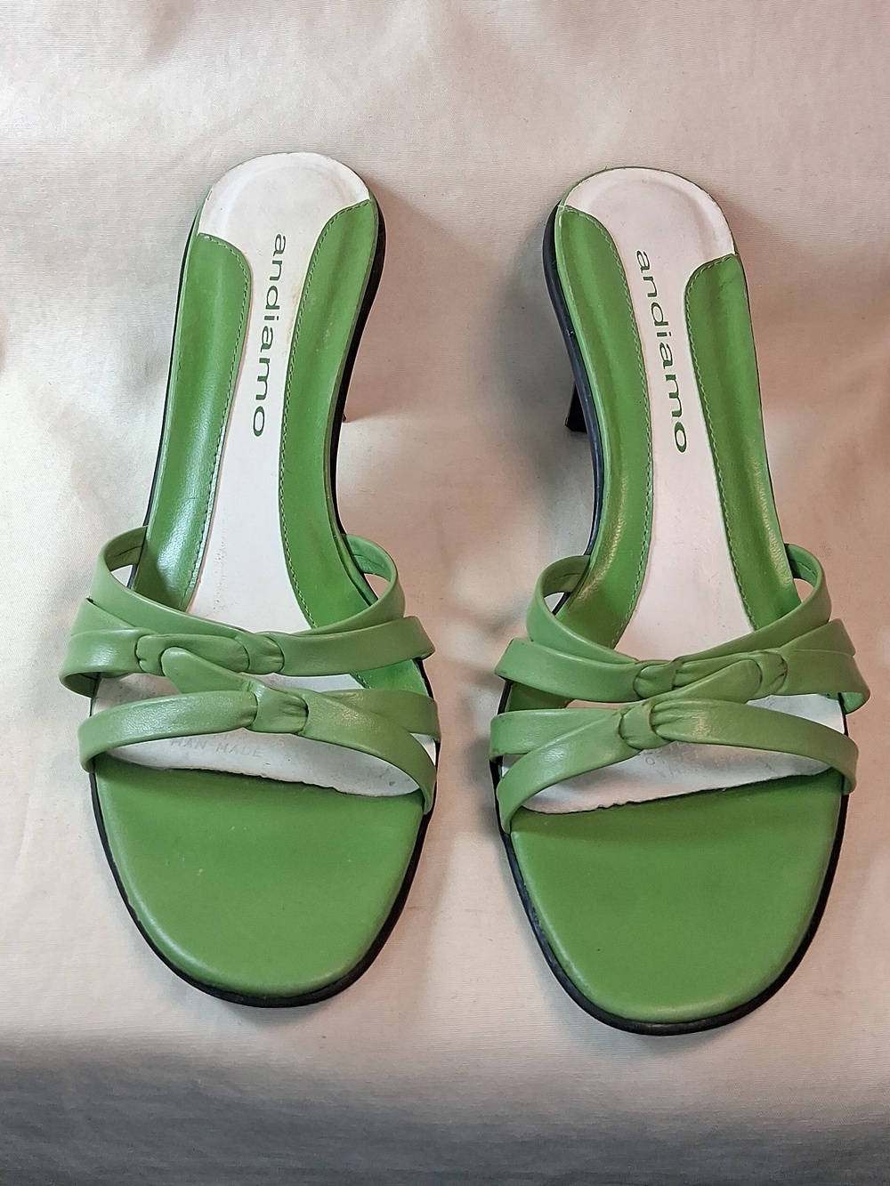 Andiamo Green Knotted Strap Mid-Heel Mules